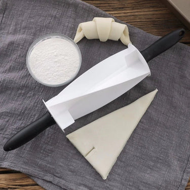 Plastic Croissant Cutter